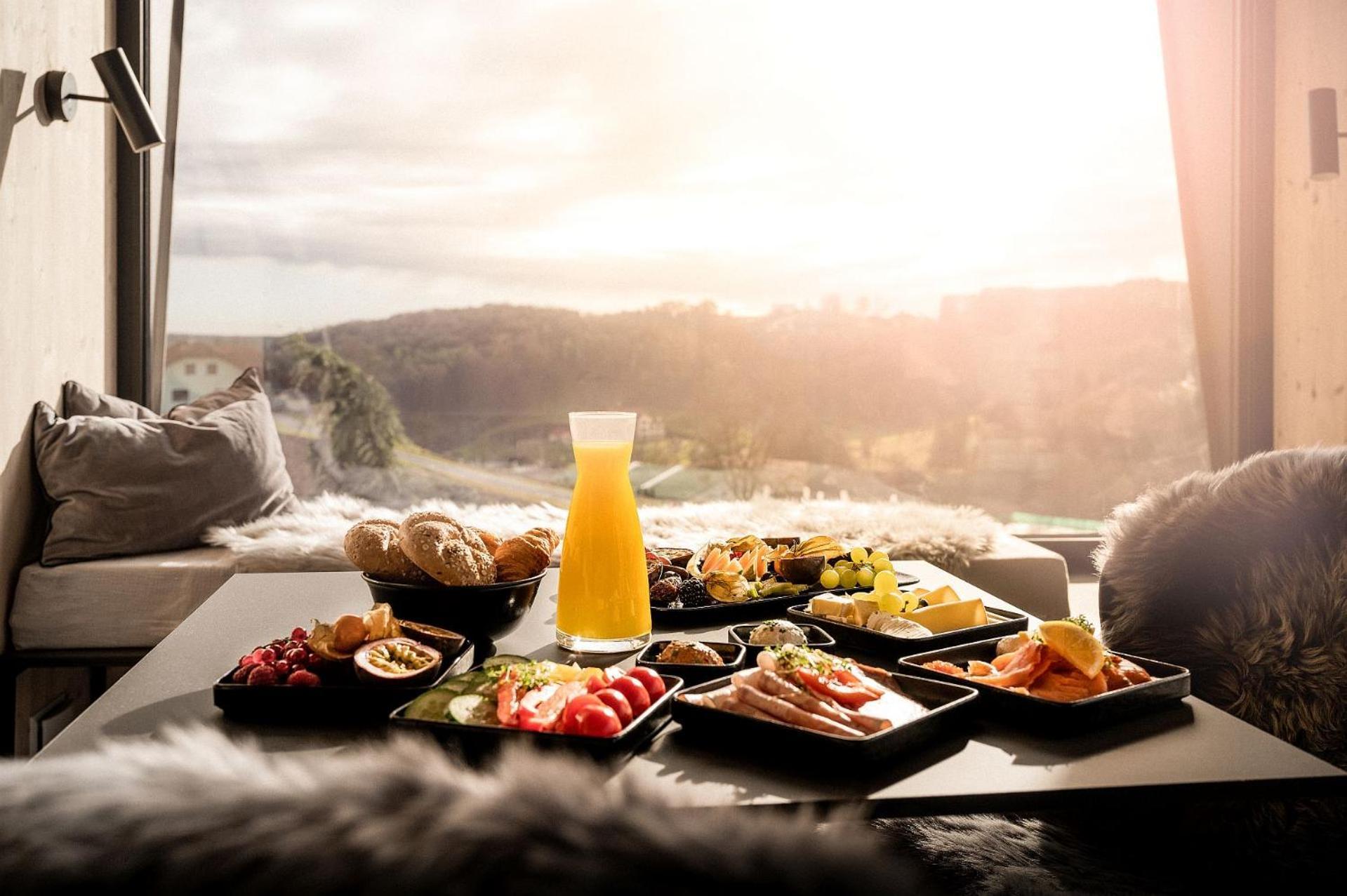 Maiers Kuschelhotel Loipersdorf Deluxe - Adults Only لويبرسدورف باي فرس المظهر الخارجي الصورة