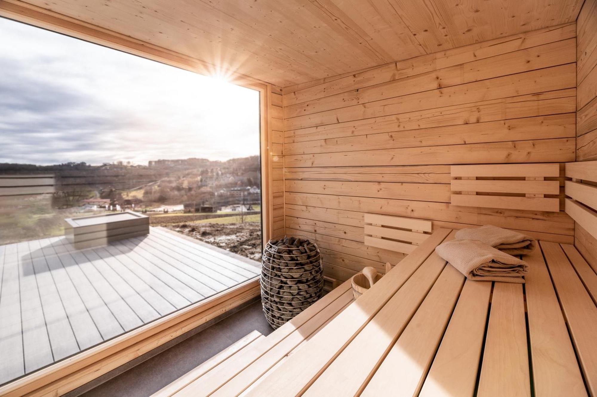 Maiers Kuschelhotel Loipersdorf Deluxe - Adults Only لويبرسدورف باي فرس المظهر الخارجي الصورة