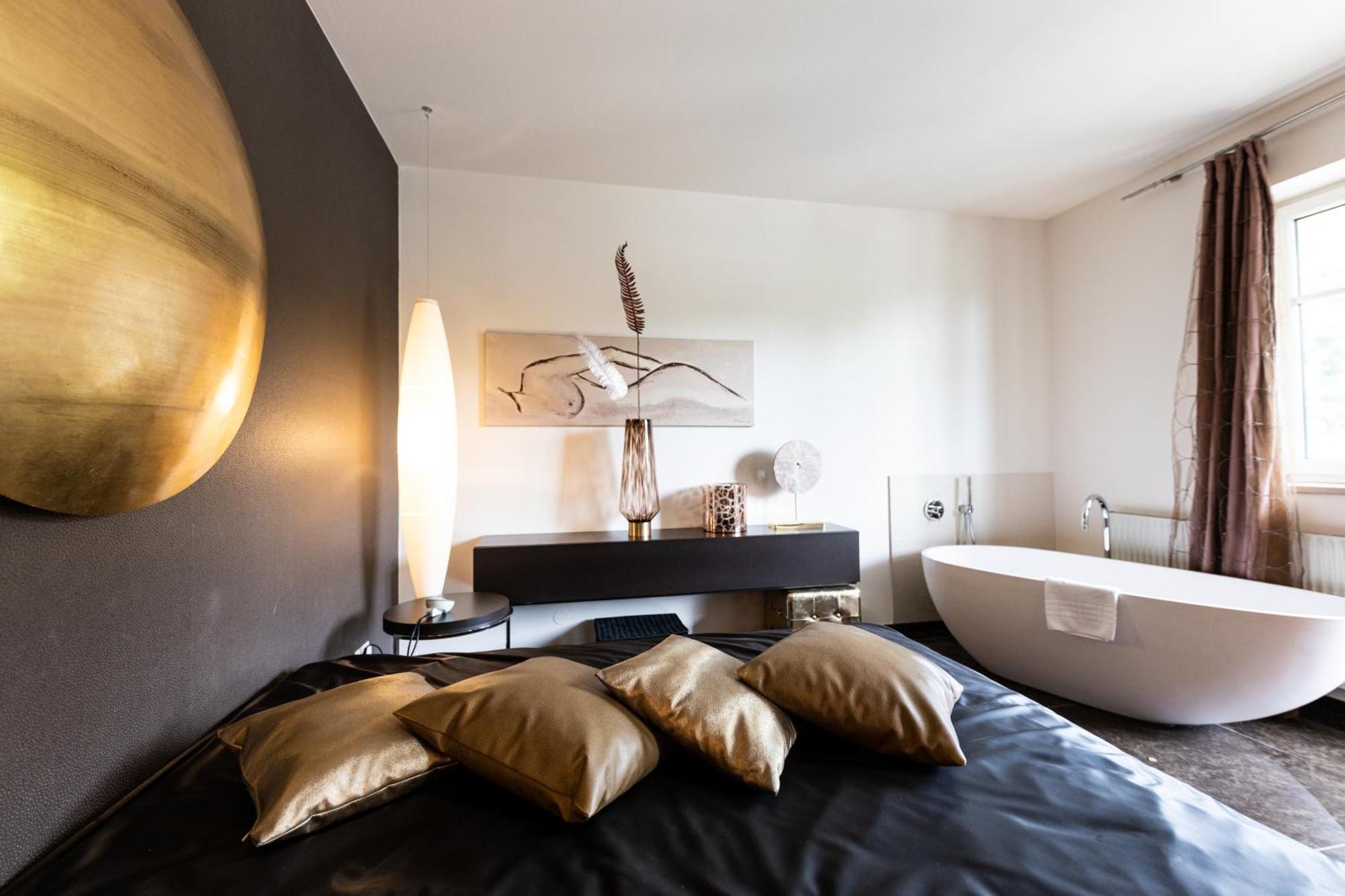 Maiers Kuschelhotel Loipersdorf Deluxe - Adults Only لويبرسدورف باي فرس المظهر الخارجي الصورة