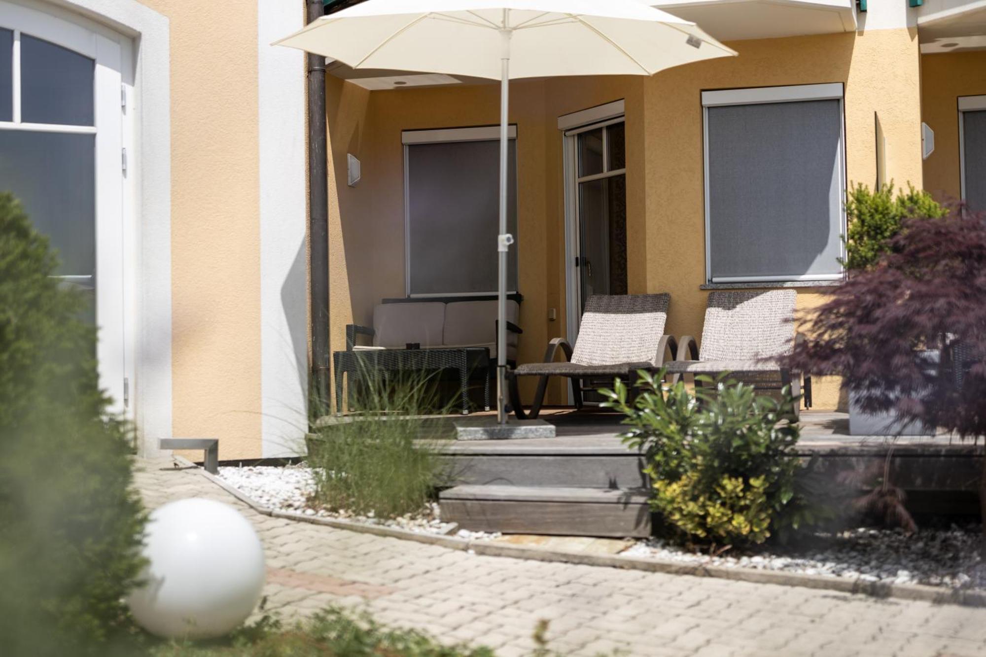 Maiers Kuschelhotel Loipersdorf Deluxe - Adults Only لويبرسدورف باي فرس المظهر الخارجي الصورة