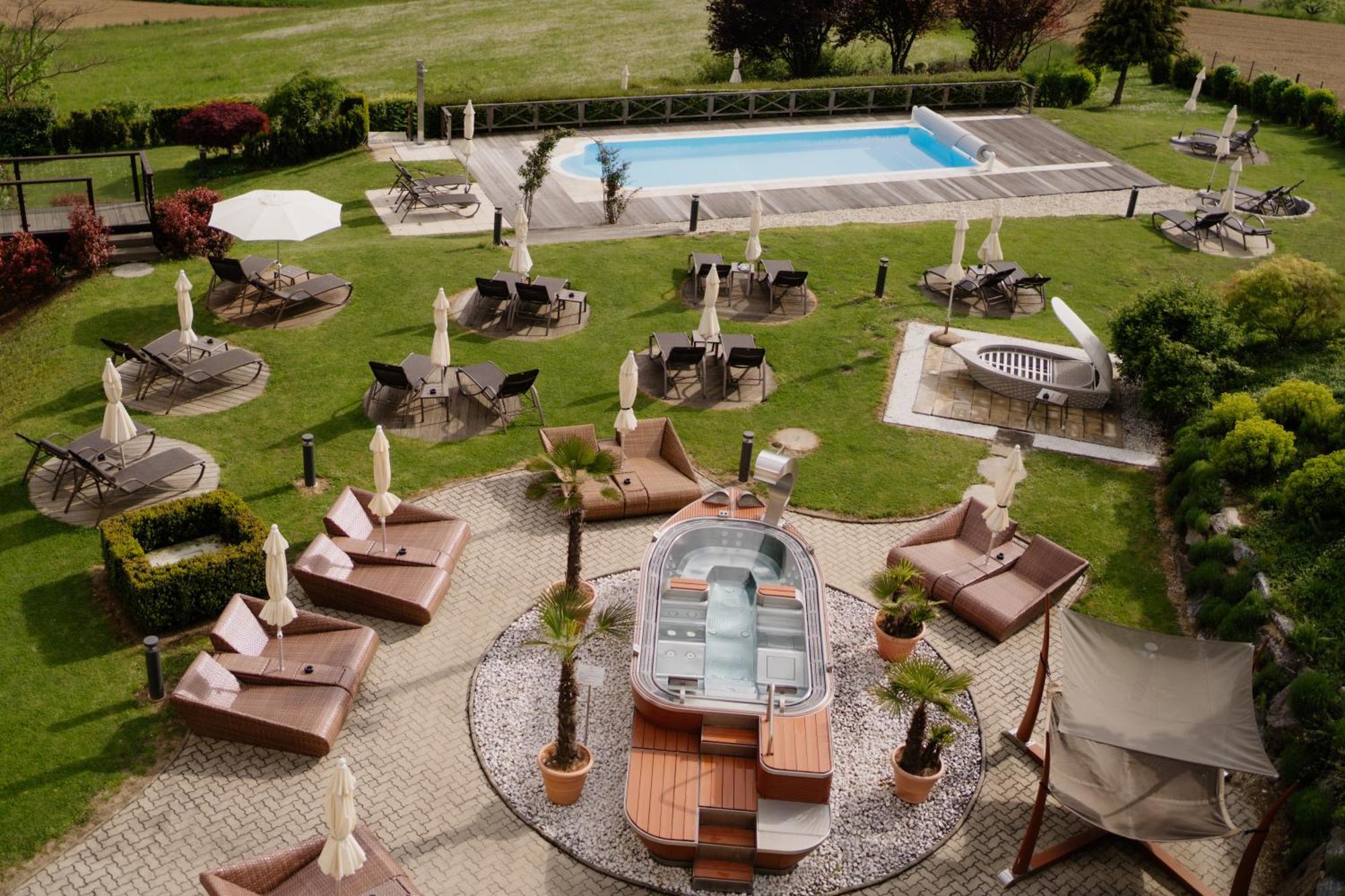 Maiers Kuschelhotel Loipersdorf Deluxe - Adults Only لويبرسدورف باي فرس المظهر الخارجي الصورة