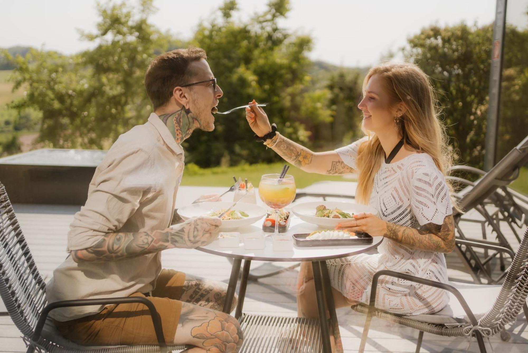 Maiers Kuschelhotel Loipersdorf Deluxe - Adults Only لويبرسدورف باي فرس المظهر الخارجي الصورة